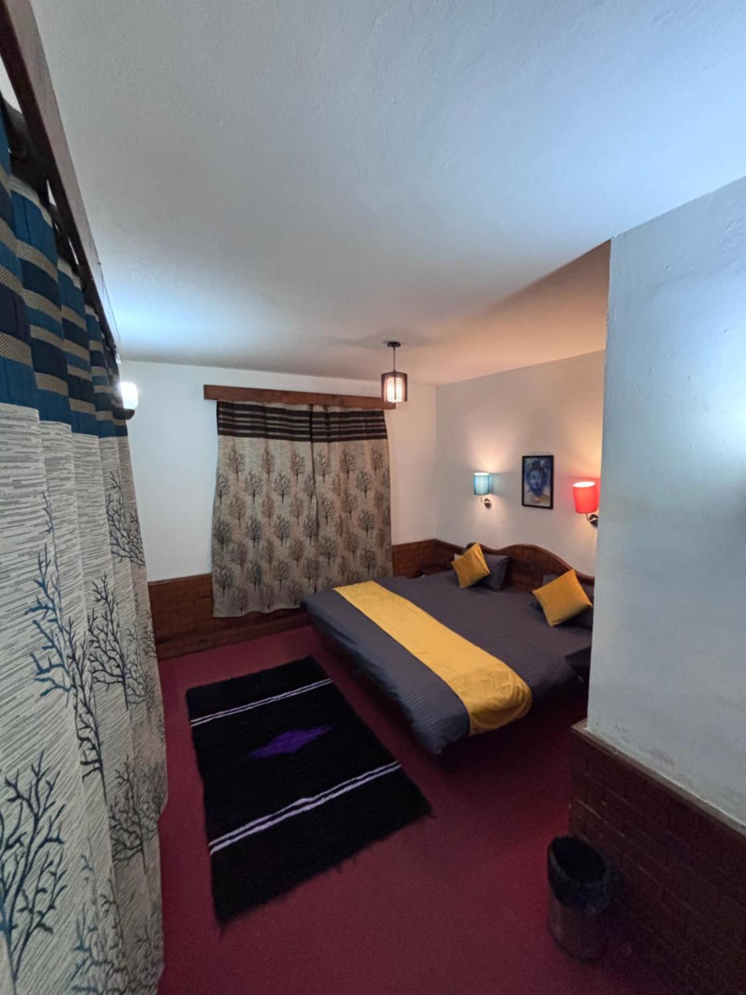 Хостел Basecamp Manali Экстерьер фото